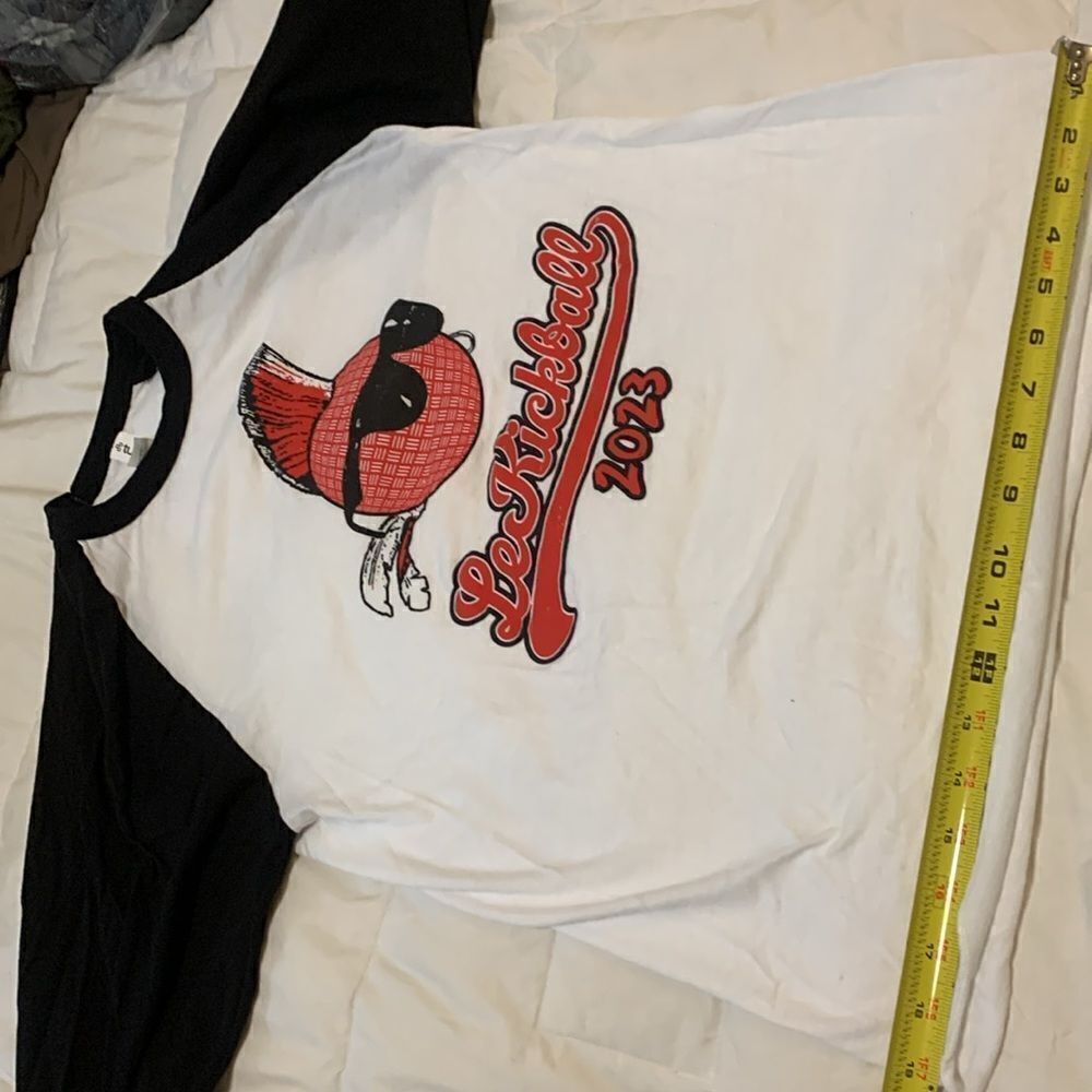 Baseball shirt, Le Kickball, ladies medium, 💯 cotton, like new - Picture 5 of 10
